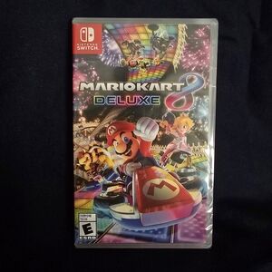Nintendo Switch Mario Kart 8 Deluxe - Red and Blue